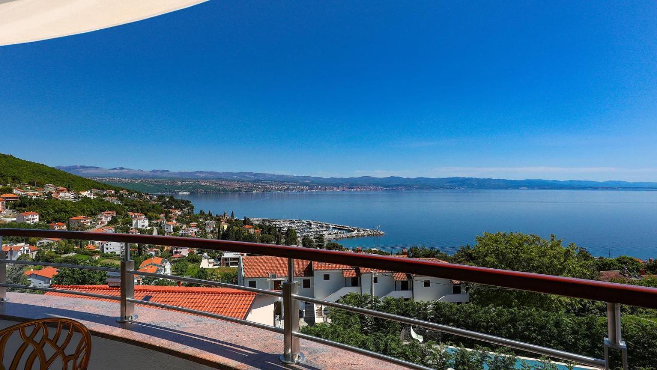 Sea View Apartment In Ičići Exterior foto